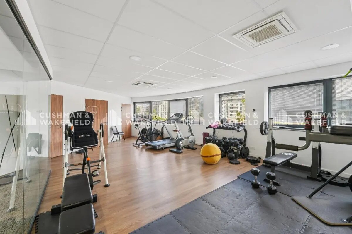 82 Rue Villeneuve, Clichy à louer Photo de l’immeuble– Image 1 sur 9