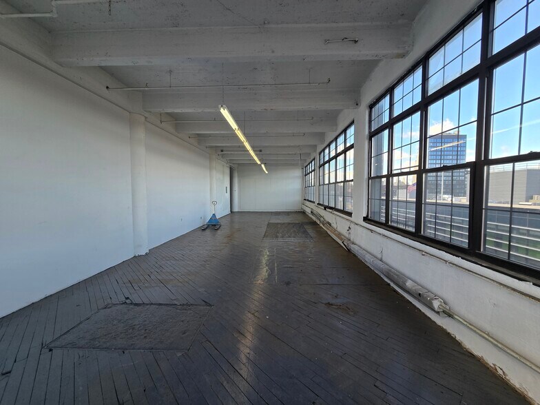 544-560 Park Ave, Brooklyn, NY à louer - Photo de l’immeuble – Image 3 sur 16