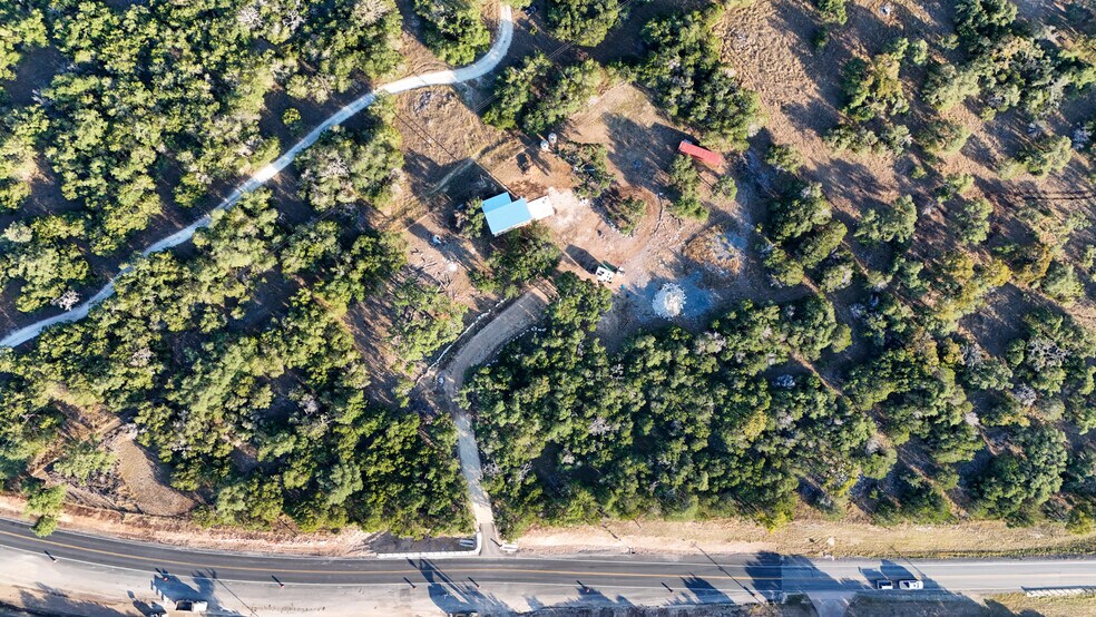 5154 Old Kyle Rd, Wimberley, TX à vendre - Photo de l’immeuble – Image 3 sur 8