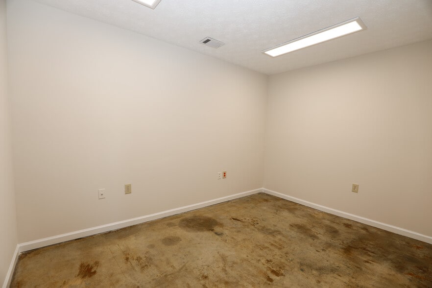 5 Haynie St, Newnan, GA à vendre - Photo intérieure – Image 2 sur 103