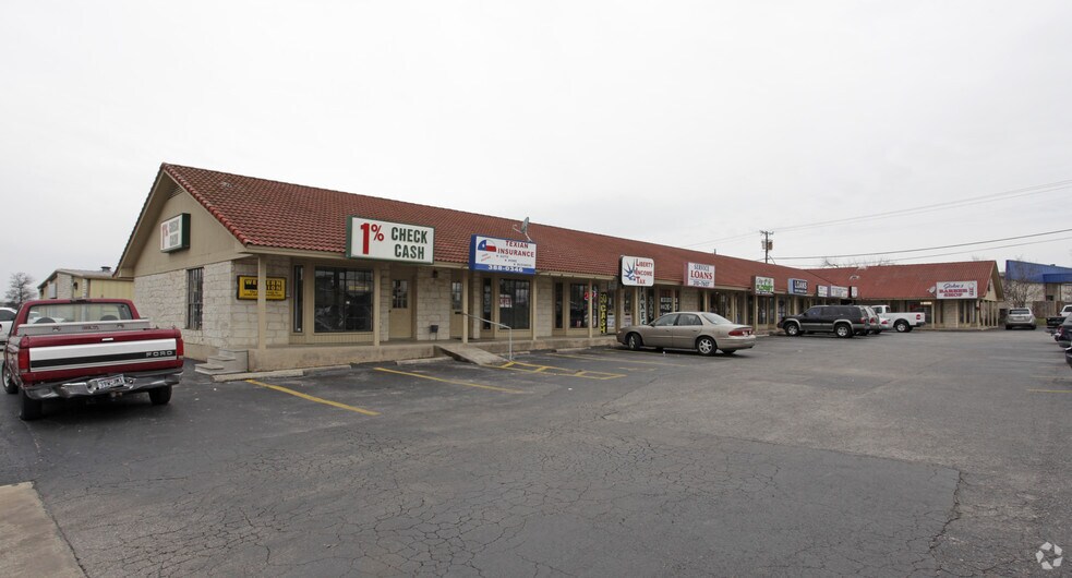 1800 N Mays St, Round Rock, TX à louer - Photo principale – Image 1 sur 4