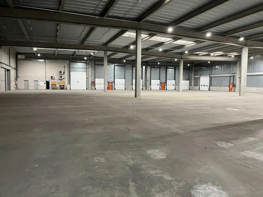 14 Avenue Maréchal Juin, Saint-Laurent-de-Mure à louer Photo intérieure– Image 1 sur 2