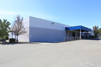 Plus de détails pour 740 Southpoint Blvd, Petaluma, CA - Industriel/Logistique à vendre