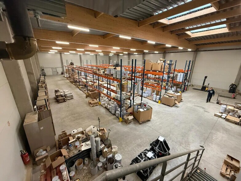 Local d’activités dans Trémery à louer - Photo intérieure – Image 2 sur 10