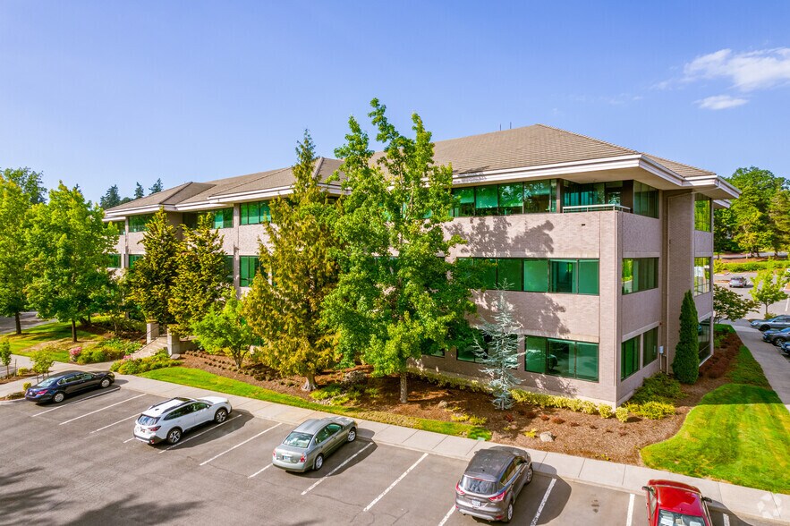4004 Kruse Way Pl, Lake Oswego, OR à louer - Photo de l’immeuble – Image 2 sur 4