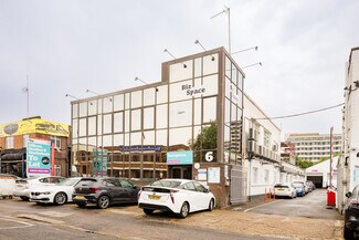 Plus de détails pour 4-6 Wadsworth Rd, Greenford - Coworking à louer