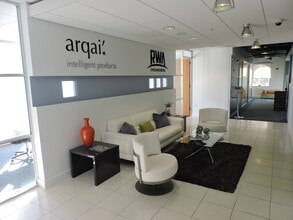 6610 Willow Park Dr, Naples, FL à louer Photo intérieure– Image 2 sur 6