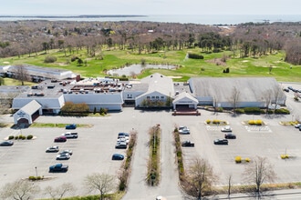 35 Scudder Ave, Hyannis, MA à louer Photo de l’immeuble– Image 2 sur 2