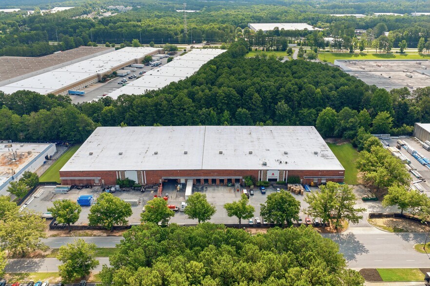 6040 Lagrange Blvd SW, Atlanta, GA à louer - Photo de l’immeuble – Image 1 sur 6