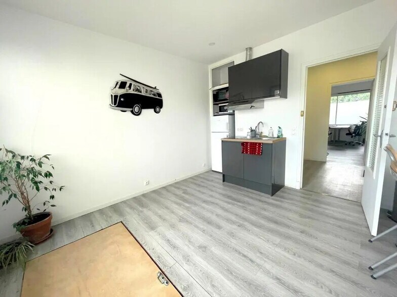 Bureau dans Saint-Germain-en-Laye à louer - Photo intérieure – Image 2 sur 7