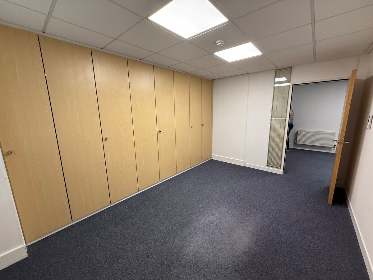 Broadway Ln, South Cerney, GLS GL7 5XL - Lot A3A - - Photo intérieure - Image 2 of 10