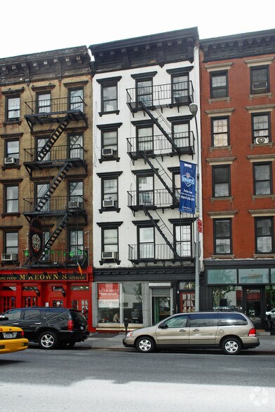 1301 3rd Ave, New York, NY à louer - Photo de l’immeuble – Image 2 sur 10