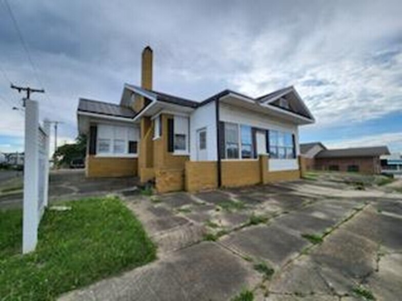 103 N 5th St, Leesville, LA à louer - Photo de l’immeuble – Image 3 sur 19