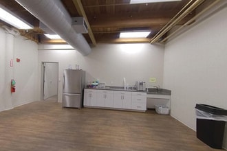 1-86 High St, North Andover, MA à louer Photo intérieure– Image 2 sur 3