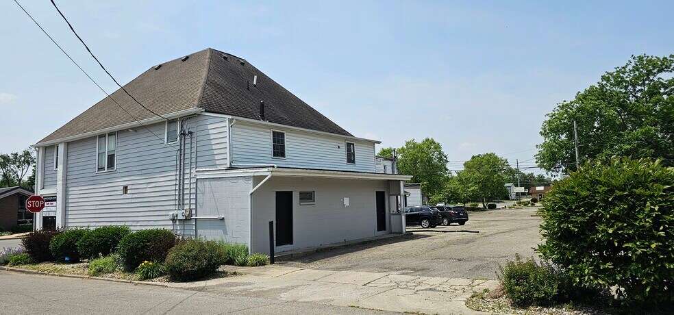 616-721 E 8th St, Anderson, IN à vendre - Photo de l’immeuble – Image 3 sur 10