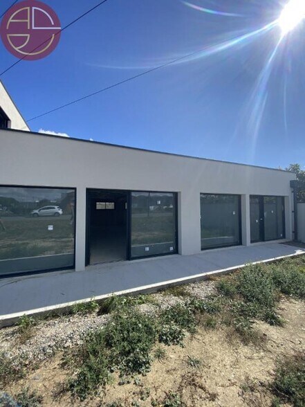 Local commercial dans Portet-sur-Garonne à louer - Photo de l’immeuble – Image 1 sur 4