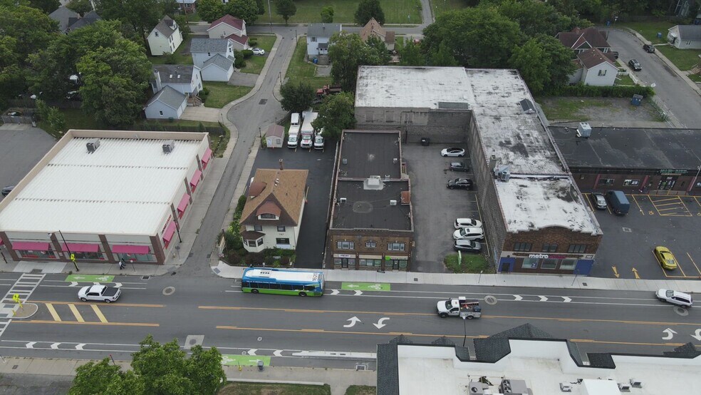 757 W Main St, Rochester, NY à vendre - Vidéo sur l’annonce professionnelle – Image 2 sur 72