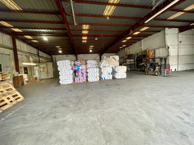 1524 N Port Ave, Corpus Christi, TX à louer - Photo de l’immeuble – Image 3 sur 6