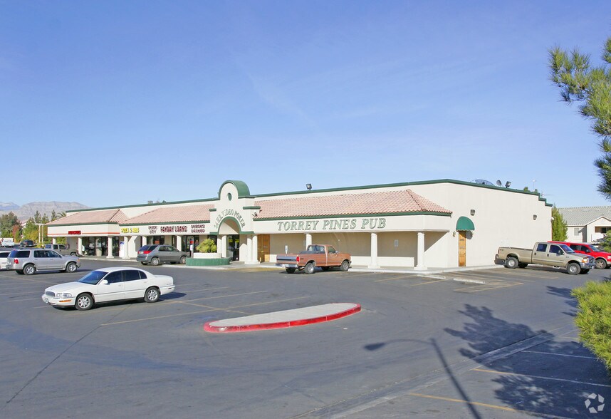 6370-6390 W Lake Mead Blvd, Las Vegas, NV à louer - Photo de l’immeuble – Image 2 sur 5