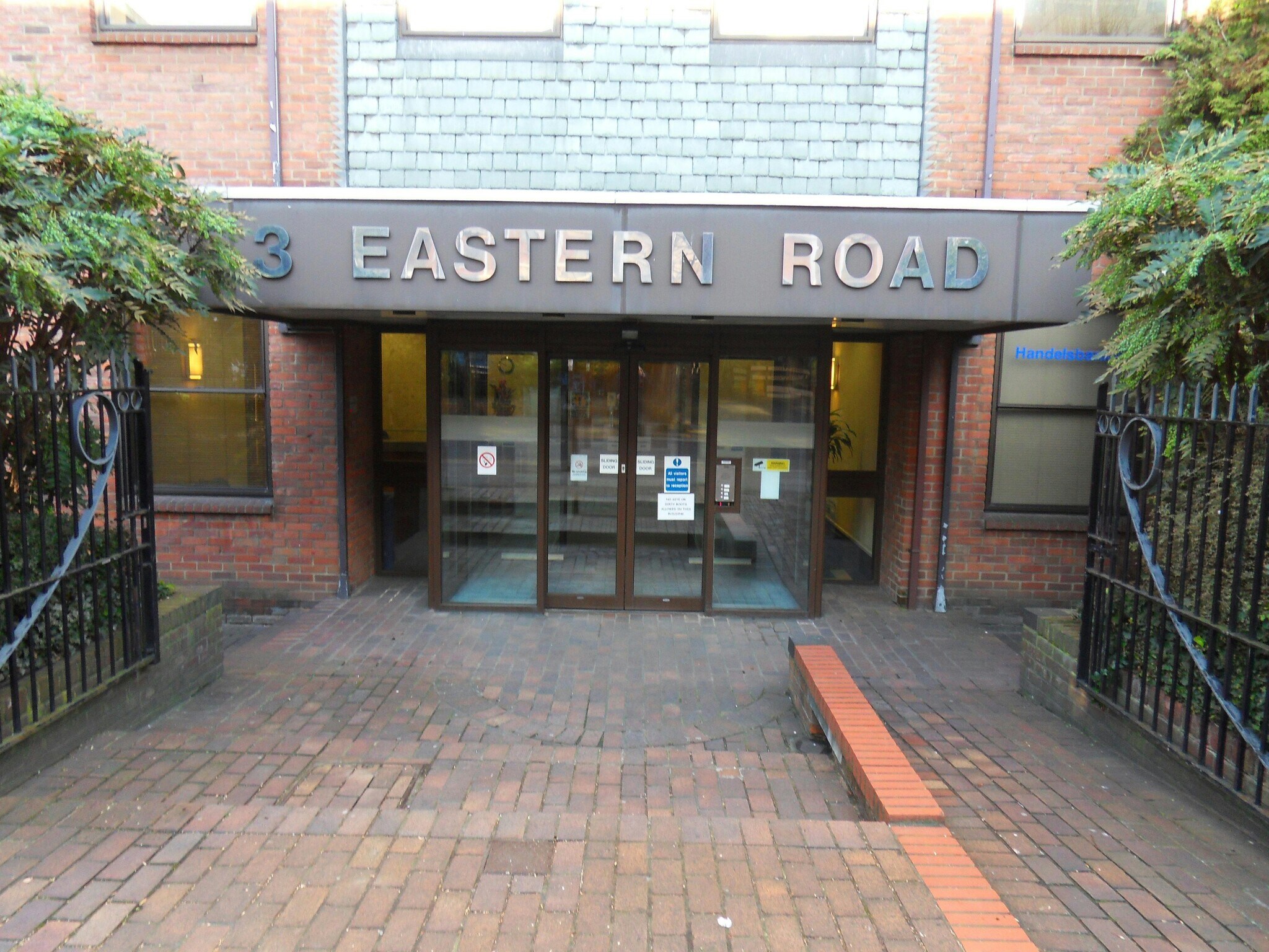 3-5 Eastern Rd, Romford à louer Photo de l’immeuble– Image 1 sur 4
