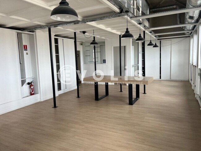 Plus de détails pour Bureau à louer
