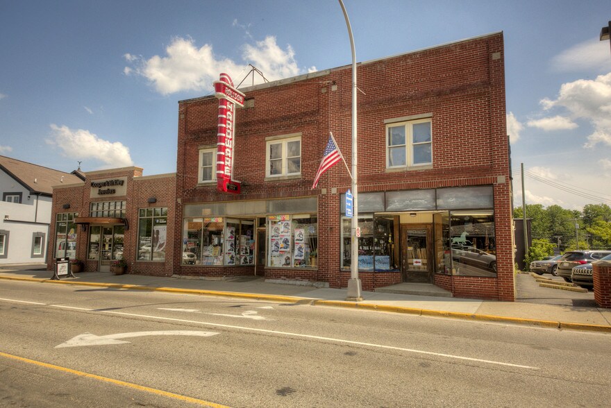113 W Main St, Brighton, MI à louer - Photo de l’immeuble – Image 3 sur 3
