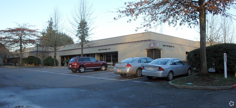 909 SE Everett Mall Way, Everett, WA à vendre - Photo de l’immeuble – Image 2 sur 8