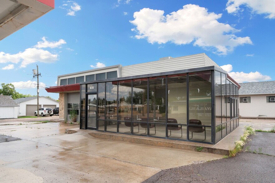 1822 Logan Ave, Cheyenne, WY à vendre - Photo de l’immeuble – Image 2 sur 49