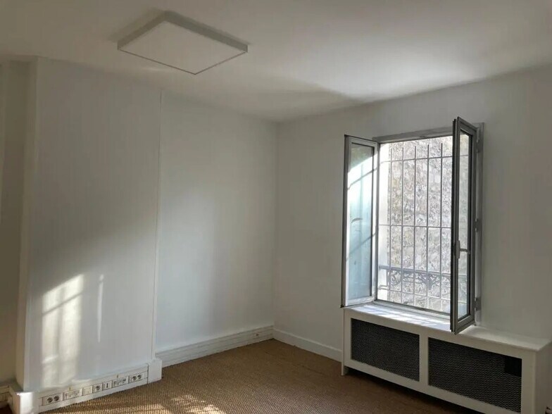 Local d’activités dans Malakoff à louer - Photo intérieure – Image 2 sur 7