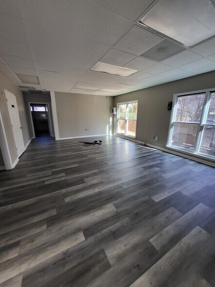 1215 Hightower Trl, Atlanta, GA à louer - Photo de l’immeuble – Image 2 sur 9