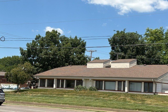 8650 W 95th St, Overland Park, KS à louer - Photo de l’immeuble – Image 1 sur 5