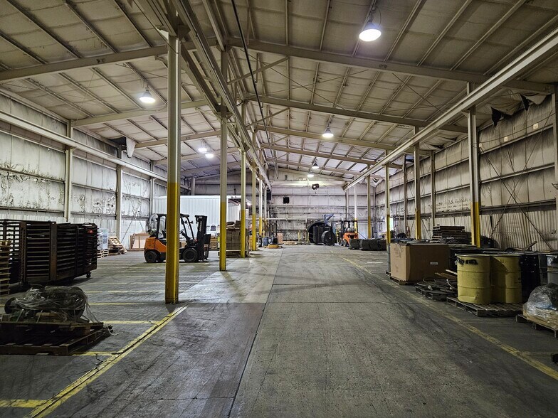 1020 Industrial Park Rd, New Cumberland, WV à vendre - Photo de l’immeuble – Image 3 sur 22