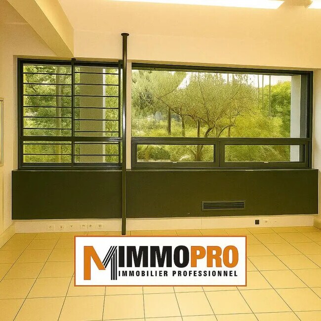 Plus de détails pour Bureau à vendre