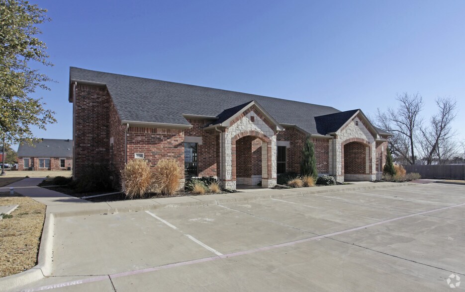 3604 S Cooper St, Arlington, TX à louer - Photo de l’immeuble – Image 2 sur 8