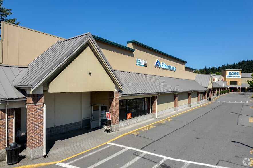 17171-17535 Bothell Way NE, Lake Forest Park, WA à louer - Photo de l’immeuble – Image 3 sur 7