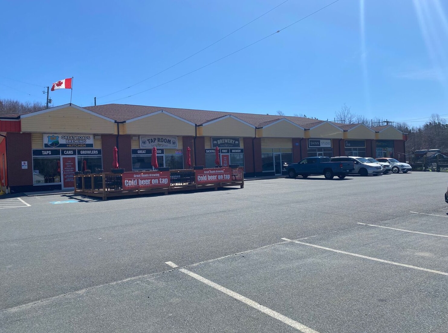 111 Cobequid Rd, Halifax, NS à louer Photo principale– Image 1 sur 3