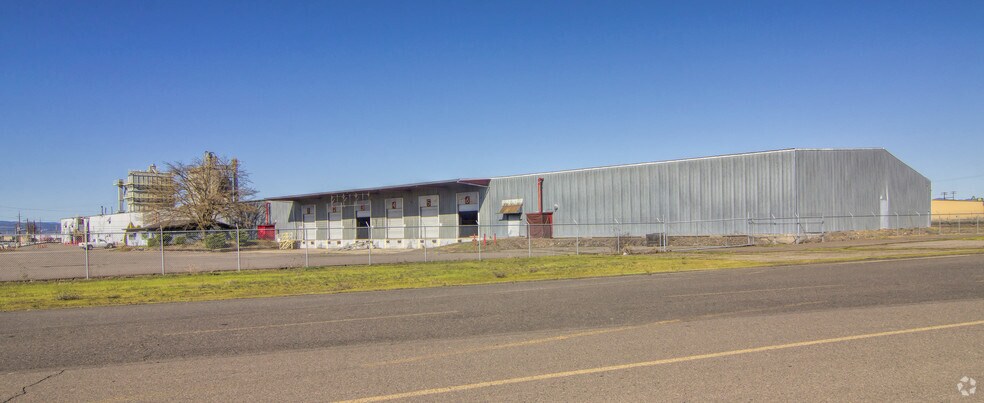 7930 Agate Rd, White City, OR à louer - Photo de l’immeuble – Image 2 sur 6