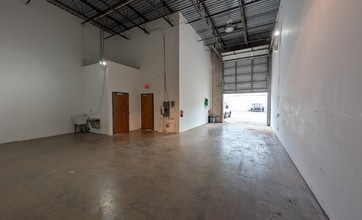 534 Mercantile Pl, Port Saint Lucie, FL à louer Photo intérieure– Image 1 sur 2