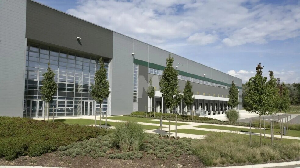 Industriel/Logistique dans Moissy-Cramayel à louer - Photo de l’immeuble – Image 3 sur 7
