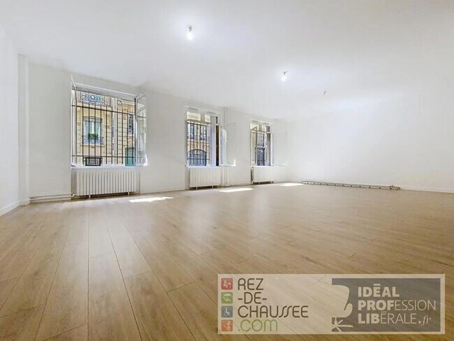 Plus de détails pour Bureau à vendre
