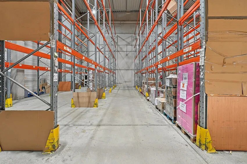 Industriel/Logistique dans Stains à louer - Photo de l’immeuble – Image 2 sur 11