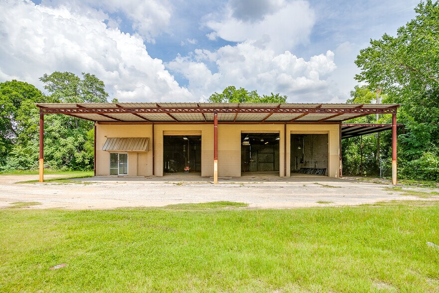 3808 E 1st St, Fort Worth, TX à louer - Photo de l’immeuble – Image 2 sur 30