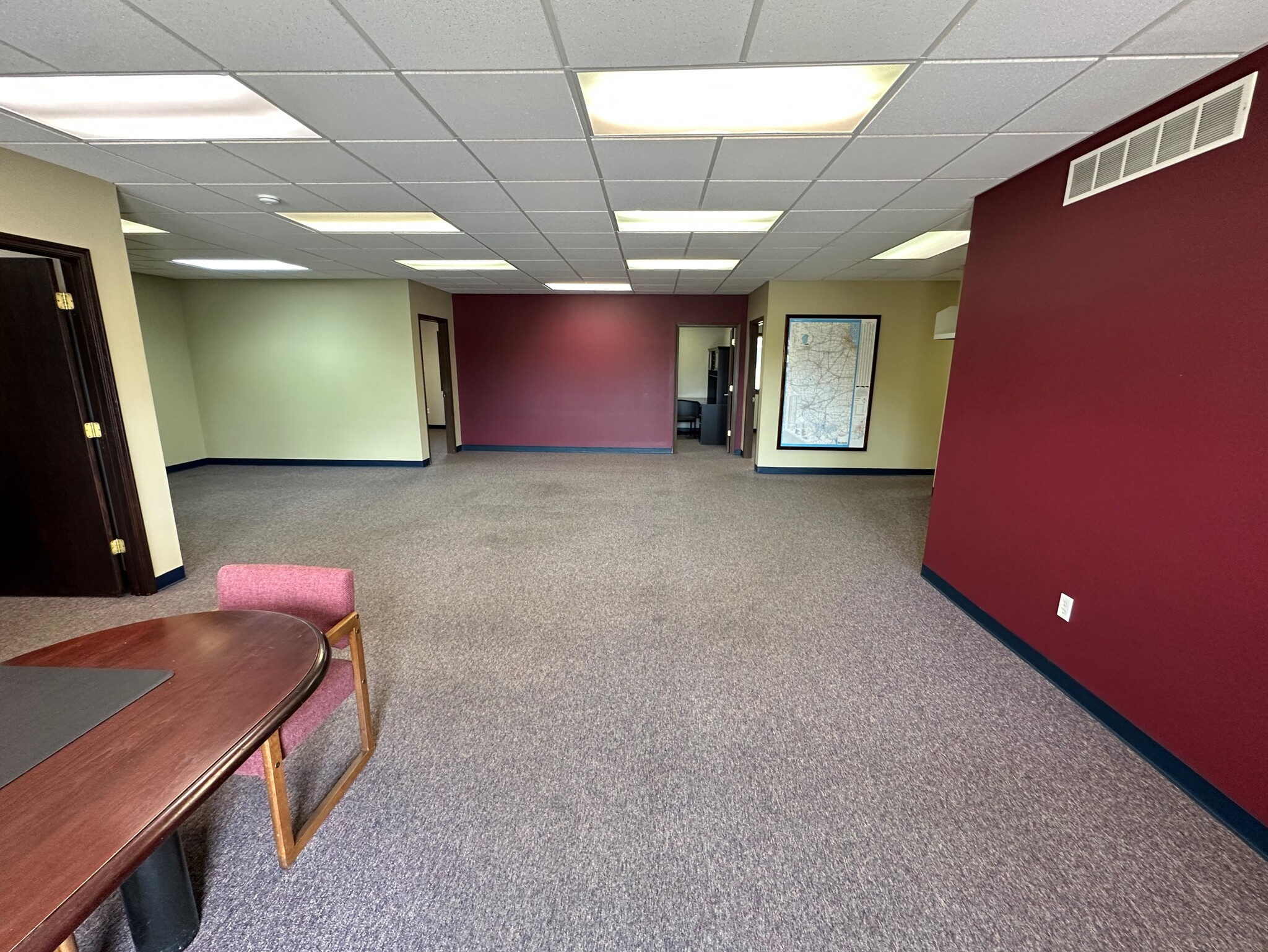 2925 S Meadowbrook Rd, Springfield, IL à louer Photo intérieure– Image 1 sur 13
