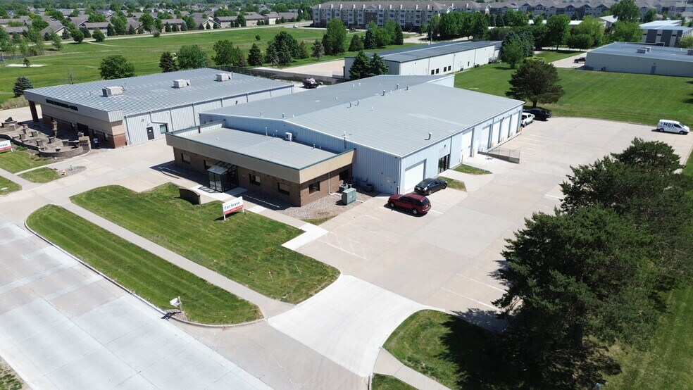 16190 Laurel St, Waukee, IA à louer - Photo de l’immeuble – Image 2 sur 5