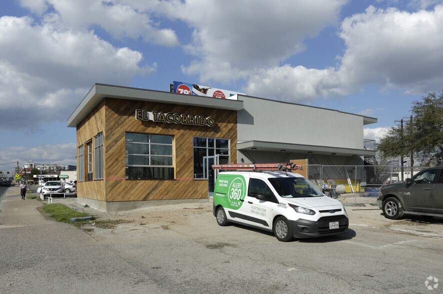 5303 Burnet Rd, Austin, TX à vendre - Photo principale – Image 1 sur 7