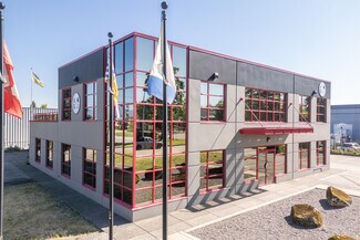 Plus de détails pour 19005 94th Ave, Surrey, BC - Local d'activités à louer