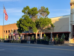 39-47 E Main St, Walla Walla, WA à louer Photo de l’immeuble– Image 2 sur 32