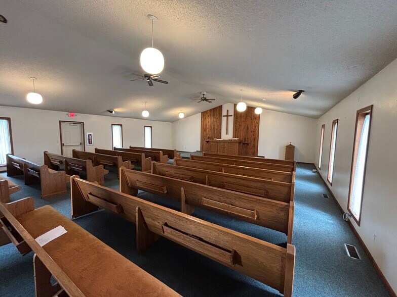 180 Grange Hall Rd, Ortonville, MI à vendre - Photo de l’immeuble – Image 3 sur 16