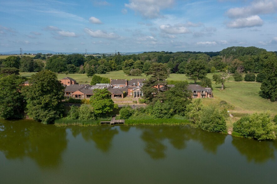 Patshull Rd, Wolverhampton à vendre - Aérien – Image 2 sur 11