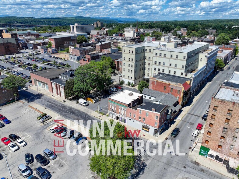 63 Cannon St, Poughkeepsie, NY à louer - Photo de l’immeuble – Image 1 sur 6